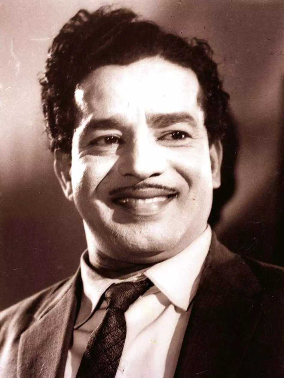 സ​ത്യ​ൻ