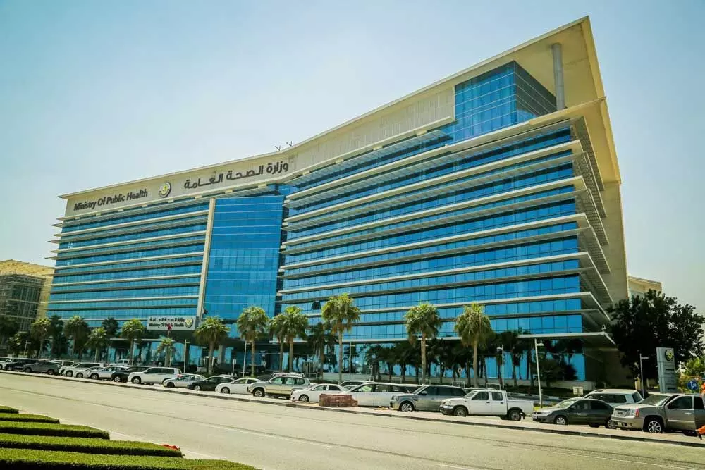 ഖത്തറിലെത്തുന്ന സന്ദർശകർക്ക് ഇനിമുതൽ ഇൻഷുറൻസ് പോളിസി നിർബന്ധം ഖത്തറിലെത്തുന്ന സന്ദർശകർക്ക് ഇനിമുതൽ ഇൻഷുറൻസ് പോളിസി നിർബന്ധം