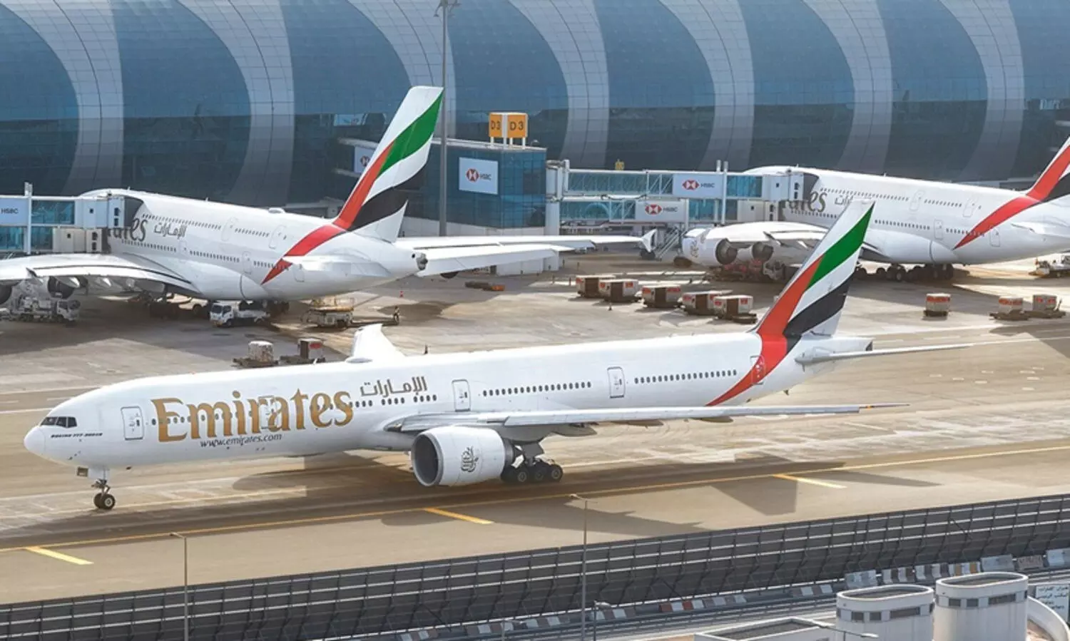 വിമാനത്താവളം അടച്ചു; 13 മണിക്കൂർ പറന്ന വിമാനം ദുബൈയിൽ തിരിച്ചിറക്കി