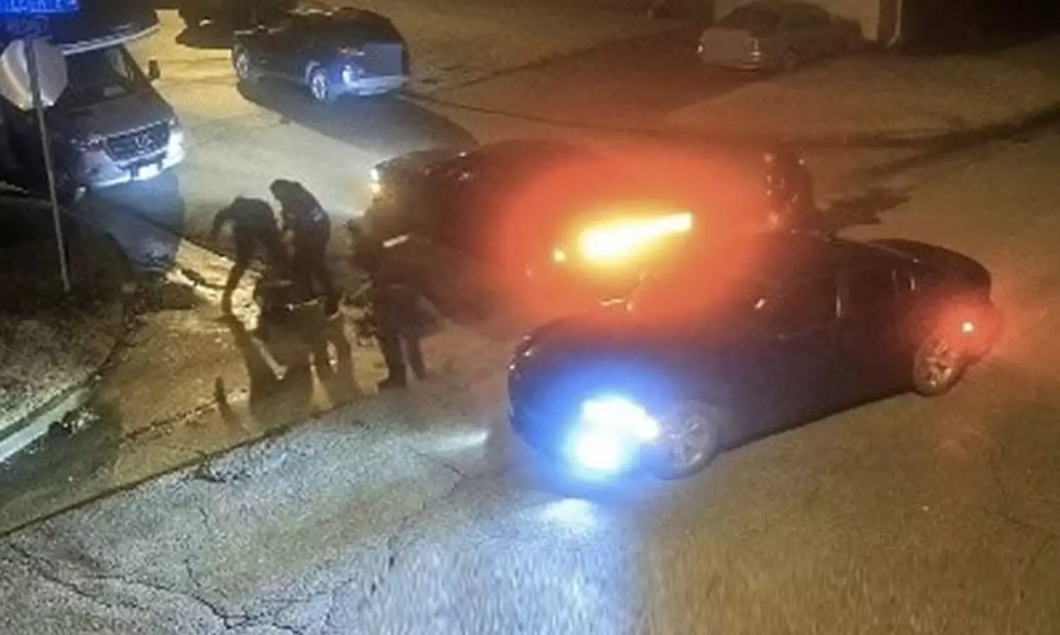 യു.​എ​സി​ൽ ക​റു​ത്ത വ​ർ​ഗ​ക്കാ​ര​നെ മ​ർ​ദി​ച്ച പൊ​ലീ​സ് യൂ​നി​റ്റ് പി​രി​ച്ചു​വി​ട്ടു