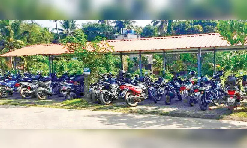 ഇവിടെ വിളയുന്നത് ഇരുചക്ര വാഹനങ്ങൾ ഇവിടെ വിളയുന്നത് ഇരുചക്ര വാഹനങ്ങൾ