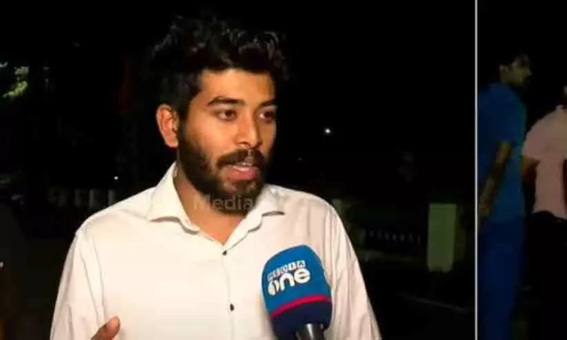 നിങ്ങൾ എസ്.ഡി.പി.െഎക്കാർ, ബി.ബി.സി ഡോക്യുമെന്ററി പ്രദർശനം തടഞ്ഞ സി.െഎക്കെതിരെ വിദ്യാർഥികളുടെ പരാതി