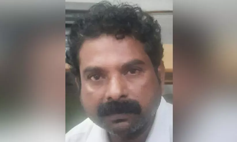 പ്രവാസി വ്യവസായിയുടെ ഒന്നരക്കോടിയുടെ വജ്രാഭരണവുമായി മുങ്ങിയയാൾ അറസ്റ്റിൽ പ്രവാസി വ്യവസായിയുടെ ഒന്നരക്കോടിയുടെ വജ്രാഭരണവുമായി മുങ്ങിയയാൾ അറസ്റ്റിൽ