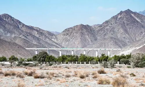 ഇത്തിഹാദ്​ റെയിൽ; ഏറ്റവും ഉയർന്ന പാലം പൂർത്തീകരണത്തിലേക്ക്