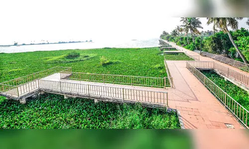 കുമരകം നാലുപങ്ക്​ ഹൗസ് ബോട്ട് ടെർമിനൽ; വിനോദവുമില്ല സഞ്ചാരവുമില്ല