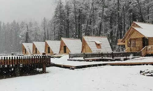 ഇത് സ്വിറ്റ്സർലാൻഡോ കശ്മീരോ അല്ല, മഞ്ഞു പുതച്ച താഴ്വര ദൃശ്യങ്ങൾ വൈറൽ