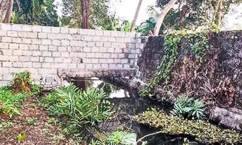 Land Encroachment in Kodumthuruthu Land Encroachment in Kodumthuruthu