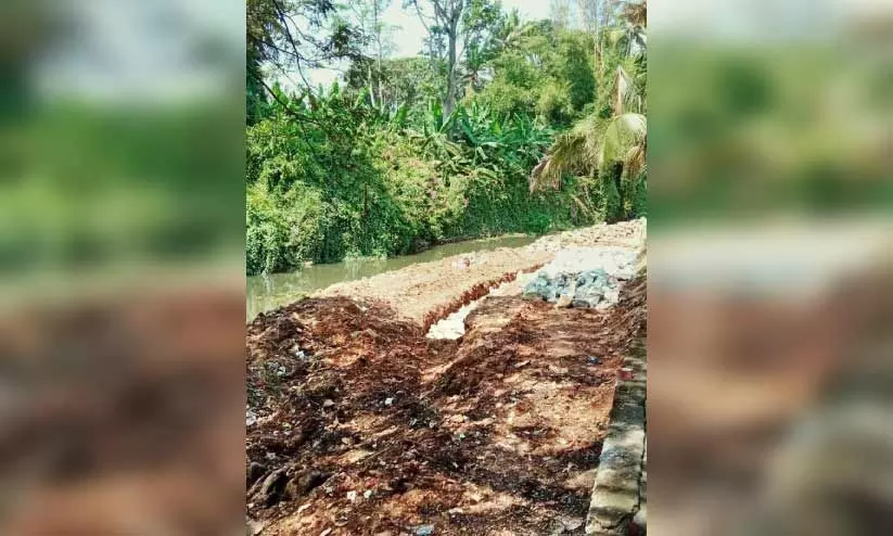 കി​ള്ളി​യാ​റി​ൽ കോ​ർ​പ​റേ​ഷ​ന് സ്റ്റോ​പ് മെ​മ്മോ