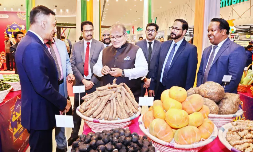 ലുലു ഹൈപ്പർമാർക്കറ്റിൽ ‘ഇന്ത്യ ഉത്സവ്’ ലുലു ഹൈപ്പർമാർക്കറ്റിൽ ‘ഇന്ത്യ ഉത്സവ്’