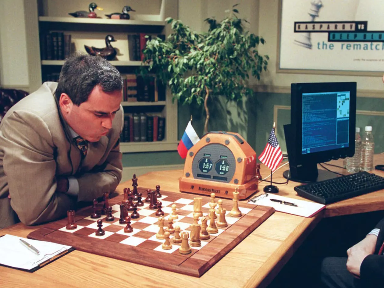 1996ലും 1997ലുമായിരുന്നു ഐ.ബി.എമ്മിൻ്റെ ഡീപ് ബ്ലൂവും ലോക ചാമ്പ്യൻ ഗാരി കാസ്പറോവും തമ്മിലെ ചെസ് മത്സരം.