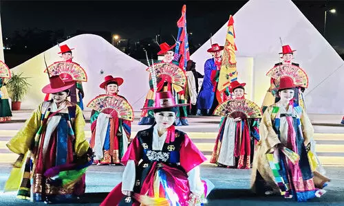 പ​ർ​വ​ത ഗോ​ത്ര​ക​ല​ക​ൾ നി​റ​ഞ്ഞാ​ടി​; ‘ഖി​മ്മം ഫെ​സ്​​റ്റി​വ​ൽ’