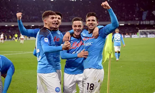 ഇറ്റാലിയൻ സീരി എ: നാ​പോ​ളി​ക്ക് ജ​യം; മി​ലാ​നും യു​വ​ന്റ​സി​നും തോ​ൽ​വി