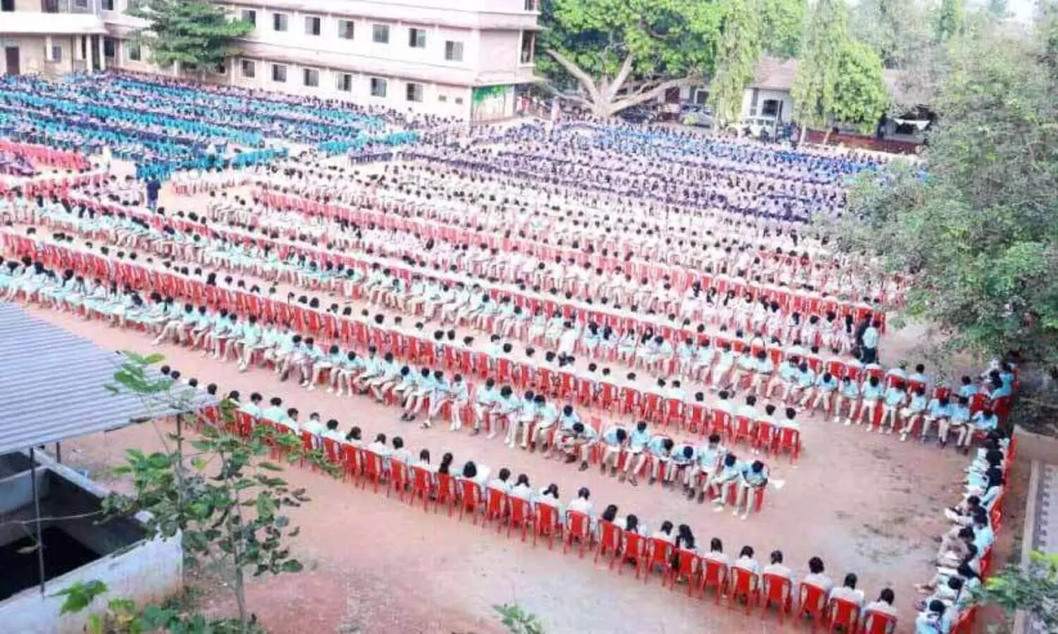 ഗാന്ധിമുഖം വരച്ച് ലോക റെക്കോഡിലേക്ക്