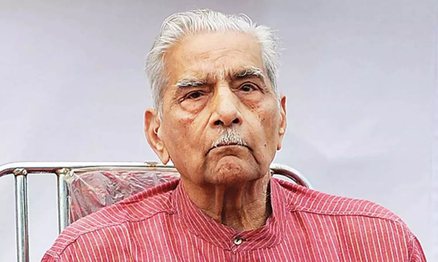 മുൻ കേന്ദ്ര നിയമമന്ത്രിയും മുതിർന്ന അഭിഭാഷകനുമായ ശാന്തി ഭൂഷൺ അന്തരിച്ചു