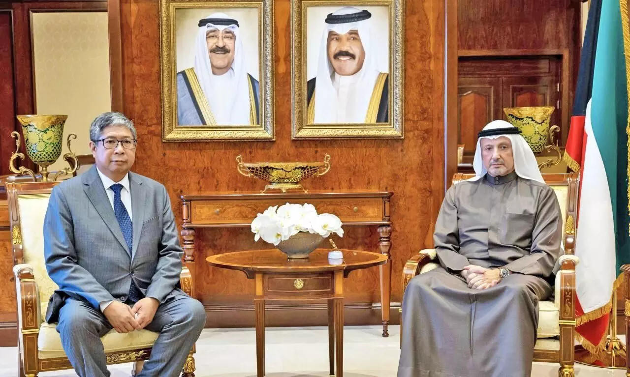 കുവൈത്തിലെ ഫിലിപ്പീൻസ് യുവതിയുടെ മരണം; തൊഴിലാളികൾക്ക് വിലക്ക് ഏർപ്പെടുത്തില്ല -ഫിലിപ്പീൻസ് കുവൈത്തിലെ ഫിലിപ്പീൻസ് യുവതിയുടെ മരണം; തൊഴിലാളികൾക്ക് വിലക്ക് ഏർപ്പെടുത്തില്ല -ഫിലിപ്പീൻസ്