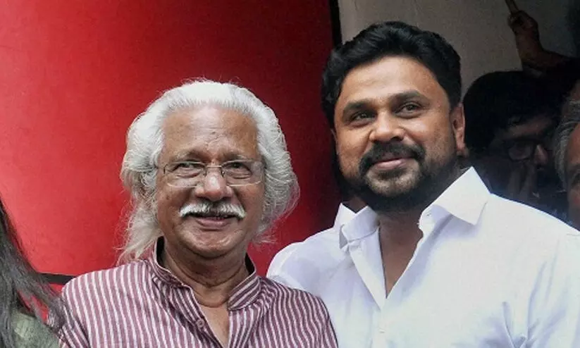 കോടതി പറയുന്നത് വരെ ദിലീപ് കുറ്റവാളിയല്ല -അടൂർ ഗോപാലകൃഷ്ണൻ കോടതി പറയുന്നത് വരെ ദിലീപ് കുറ്റവാളിയല്ല -അടൂർ ഗോപാലകൃഷ്ണൻ