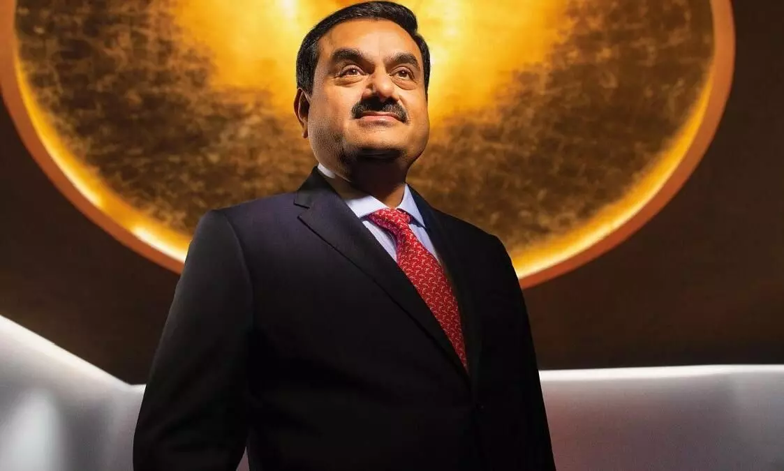 ഹിൻഡൻബർഗ് ഭൂതം അദാനിയെ വിഴുങ്ങുമോ? ഹിൻഡൻബർഗ് ഭൂതം അദാനിയെ വിഴുങ്ങുമോ?