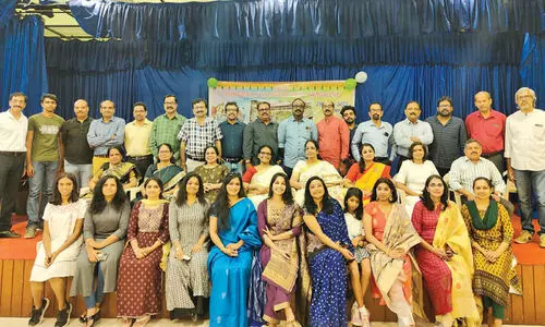 പൂ​ർ​വ വി​ദ്യാ​ർ​ഥി​ സംഗമം