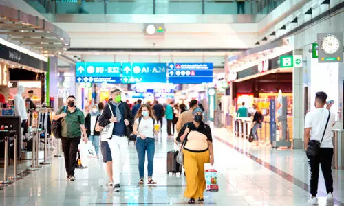 ദു​ബൈ വി​മാ​ന​ത്താ​വ​ളം