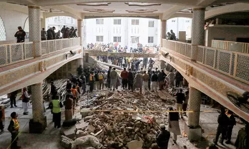 Pak mosque blast; Death passed 83