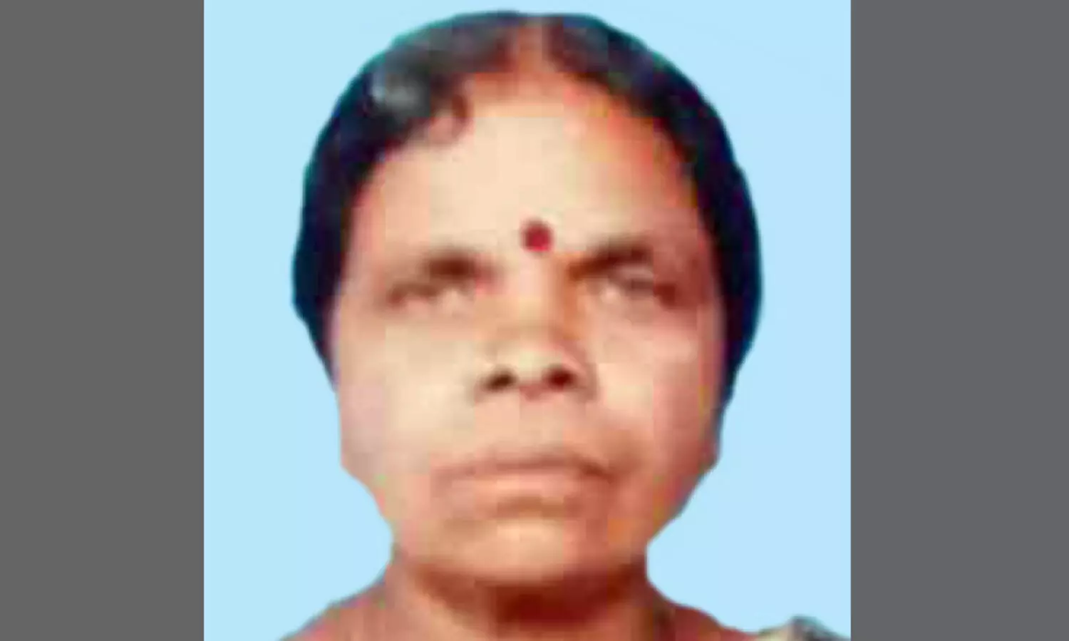 വീ​ടി​ന് പു​റ​ത്തി​റ​ങ്ങി​യ ആ​ദി​വാ​സി വ​യോ​ധി​ക​യെ ക​ടു​വ കൊ​ന്നു