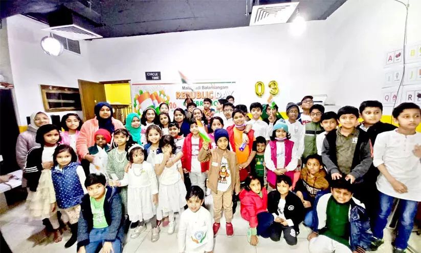 മ​ല​ർ​വാ​ടി ബാ​ല​സം​ഘം റി​പ്പ​ബ്ലി​ക് ദി​നാ​ഘോ​ഷം