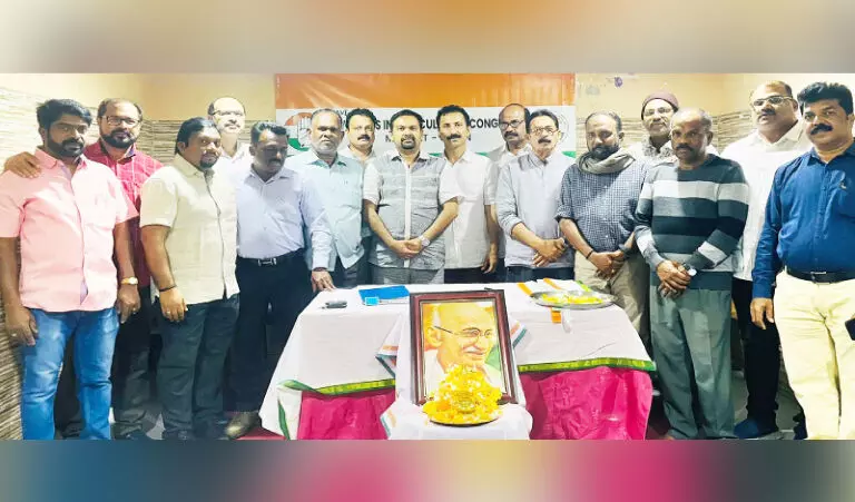 മഹാത്മാഗാന്ധിയുടെ രക്തസാക്ഷിത്വ ദിനം ആചരിച്ചു മഹാത്മാഗാന്ധിയുടെ രക്തസാക്ഷിത്വ ദിനം ആചരിച്ചു