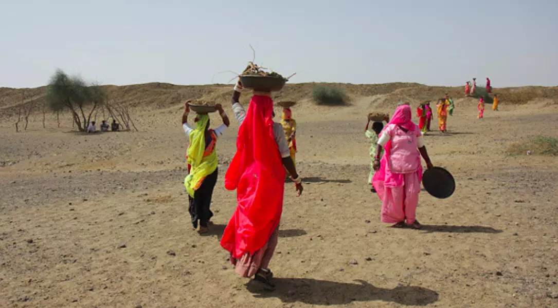 തൊഴിലുറപ്പിനുള്ള ബജറ്റ് വിഹിതം വൻതോതിൽ വെട്ടിക്കുറച്ച് കേന്ദ്രസർക്കാർ തൊഴിലുറപ്പിനുള്ള ബജറ്റ് വിഹിതം വൻതോതിൽ വെട്ടിക്കുറച്ച് കേന്ദ്രസർക്കാർ