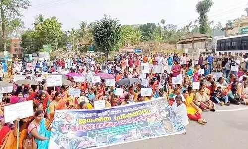 പൊൻമുടിക്കോട്ടക്കാരുടെ ഉറക്കംകെടുത്തി കടുവയും പുലിയും; ഭ​യ​ന്നു​വി​റ​ച്ച് ഇ​നി​യും എ​ത്ര​നാ​ൾ?