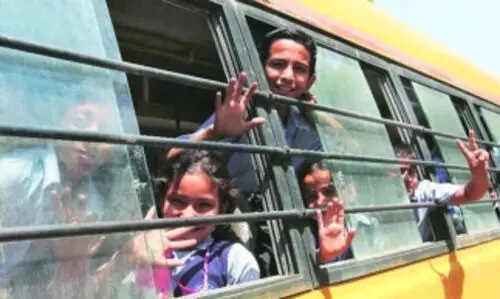 സ്കൂൾ വാഹനങ്ങളുടെ ഫിറ്റ്നസ് സർട്ടിഫിക്കറ്റ് കാലാവധി മെയ് 31 വരെ നീട്ടിയെന്ന് ആന്റണി രാജു