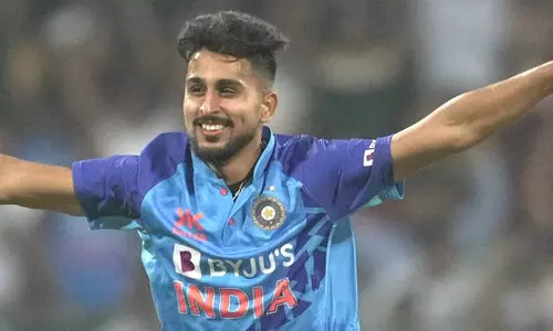 ഇന്ത്യക്ക് ബാറ്റിങ്; തിരിച്ചെത്തി ഉമ്രാൻ മാലിക്