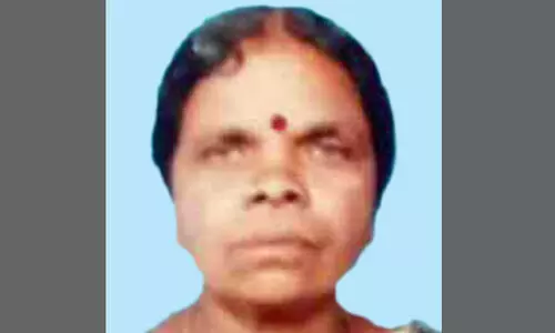 വീ​ടി​ന് പു​റ​ത്തി​റ​ങ്ങി​യ ആ​ദി​വാ​സി വ​യോ​ധി​ക​യെ ക​ടു​വ കൊ​ന്നു