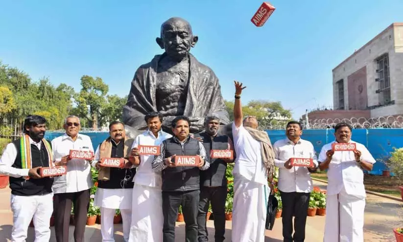 കേരളത്തിന്‍റെ ആവശ്യങ്ങളോട്​ ​മുഖംതിരിച്ച്