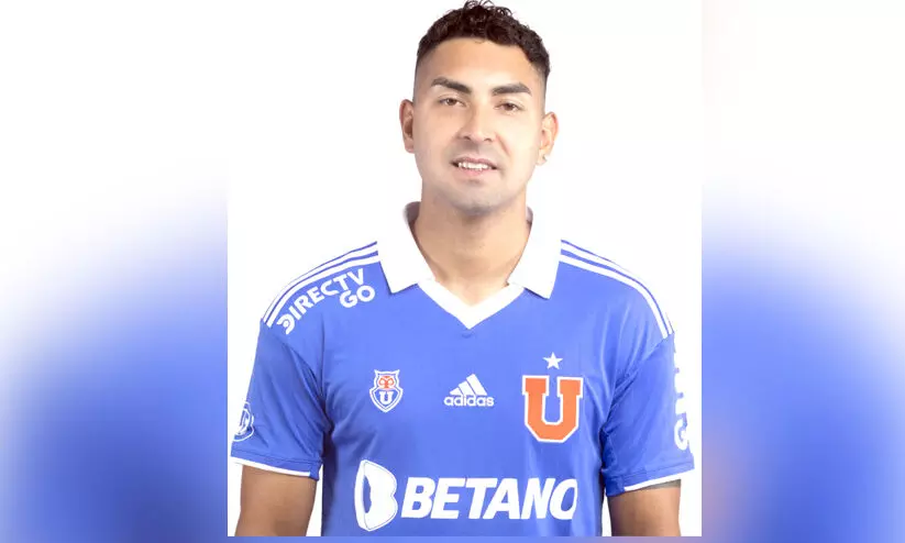 ചിലി സ്ട്രൈക്കർ ജീസൺ വാർഗാസ് അൽറയ്യാനിൽ ചിലി സ്ട്രൈക്കർ ജീസൺ വാർഗാസ് അൽറയ്യാനിൽ