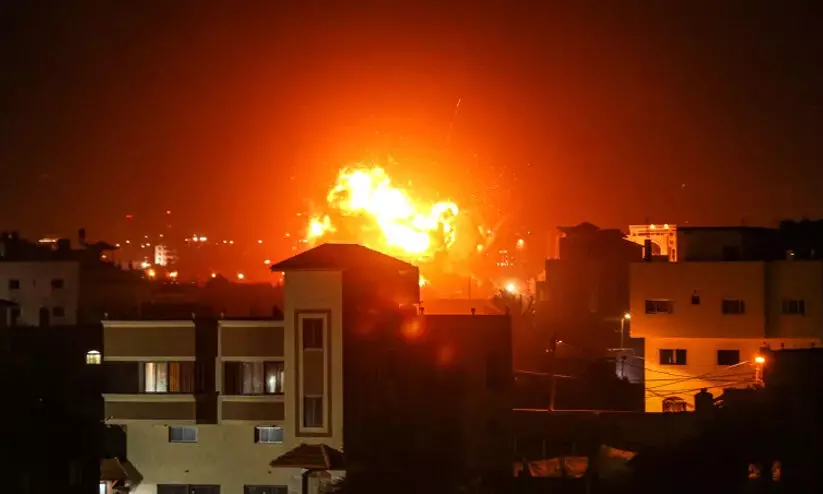 ഗസ്സയിൽ വീണ്ടും ഇസ്രായേൽ വ്യോമാക്രമണം; മേഖല മറ്റൊരു യുദ്ധത്തിലേക്ക് നീങ്ങുമോയെന്ന് ആശങ്ക ഗസ്സയിൽ വീണ്ടും ഇസ്രായേൽ വ്യോമാക്രമണം; മേഖല മറ്റൊരു യുദ്ധത്തിലേക്ക് നീങ്ങുമോയെന്ന് ആശങ്ക