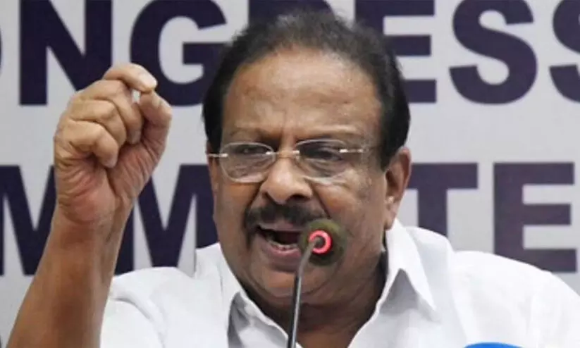 ജനവിരുദ്ധ ബജറ്റിനും നികുതികൊള്ളക്കുമെതിരെ ശനിയാഴ്ച കോണ്ഗ്രസ് കരിദിനം ജനവിരുദ്ധ ബജറ്റിനും നികുതികൊള്ളക്കുമെതിരെ ശനിയാഴ്ച കോണ്ഗ്രസ് കരിദിനം