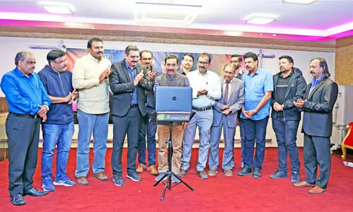 ഇ​രു​ട്ട്’ ഹ്ര​സ്വ ചി​ത്ര​ം