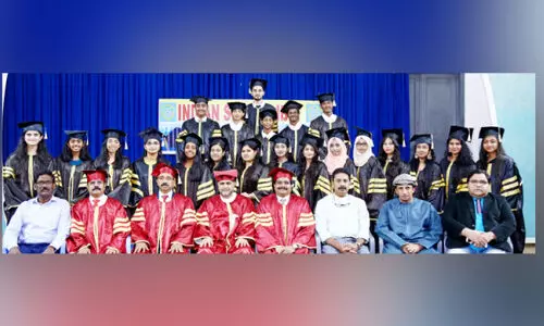 ഇ​ബ്രി ഇ​​ന്ത്യ​​ൻ സ്കൂ​​ൾ ഗ്രാ​ജ്വേ​ഷ​​ൻ അ​​വാ​​ർ​​ഡ് വി​​ത​​ര​​ണം