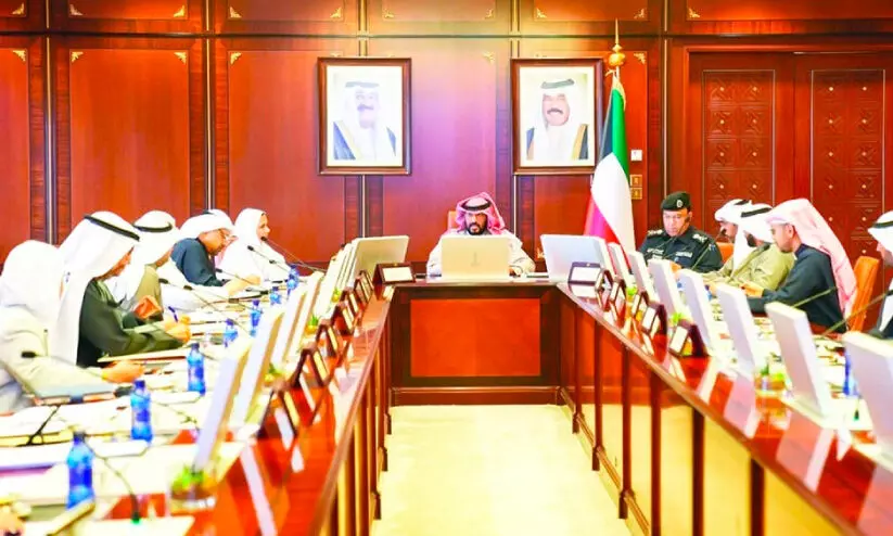 കുവൈത്തിലെ ജനസംഖ്യ അസന്തുലിതാവസ്ഥ പരിഹരിക്കൽ; സഹകരണ സംഘങ്ങൾ സ്വദേശിവത്കരിക്കുന്നു