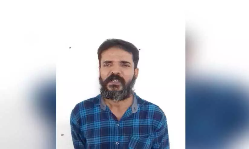 ക്ഷേത്രങ്ങൾ കേന്ദ്രീകരിച്ച് കവർച്ച; ഒളിവിലായിരുന്ന മോഷ്ടാവ് പിടിയിൽ ക്ഷേത്രങ്ങൾ കേന്ദ്രീകരിച്ച് കവർച്ച; ഒളിവിലായിരുന്ന മോഷ്ടാവ് പിടിയിൽ