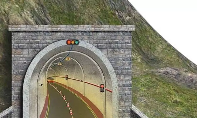 വനം- പാരിസ്ഥിതിക അനുമതി ലഭിച്ചാൽ തുരങ്കപ്പാത നിർമാണം തുടങ്ങും വനം- പാരിസ്ഥിതിക അനുമതി ലഭിച്ചാൽ തുരങ്കപ്പാത നിർമാണം തുടങ്ങും