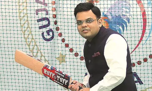 ഏഷ്യ കപ്പ് ആതിഥേയത്വം: പാകിസ്താന്റെ വിധി തീരുമാനിക്കാൻ ബഹ്റൈനിലേക്ക് പറന്ന് ജയ് ഷാ