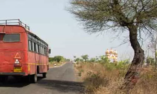 Ailing Woman Forced To Get Off Bus and Dies