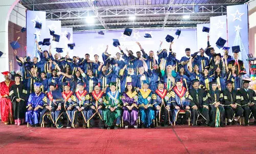 മുലദ്ദ ഇന്ത്യന്‍ സ്‌കൂളില്‍ ഗ്രാജ്വേഷന്‍ ചടങ്ങ്