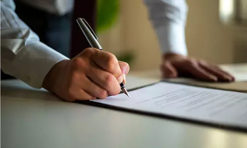 മൃ​ത​ദേ​ഹ​ങ്ങ​ൾ കൊ​ണ്ടു​പോ​കു​ന്ന​തി​ന് പ്രയാസമായി ‘നോ​ൺ ഇ​ൻ​ഫെ​ക്ഷ​ൻ സ​ർ​ട്ടി​ഫി​ക്ക​റ്റ്’