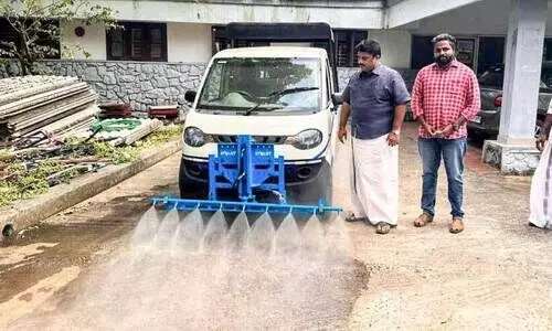 നീണ്ടകര ഫിഷിങ് ഹാര്‍ബര്‍ ഇനി ക്ലീനാകും