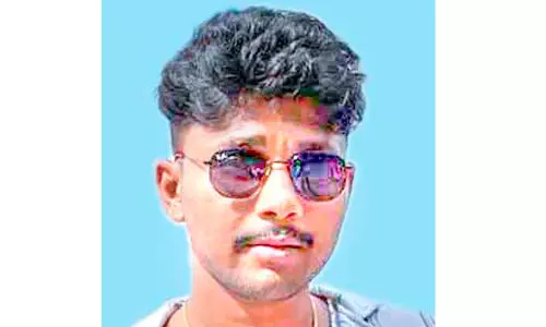 സെൽഫിയെടുക്കാൻ ശ്രമിക്കവെ കയത്തിൽവീണ് യുവാവ് മരിച്ചു