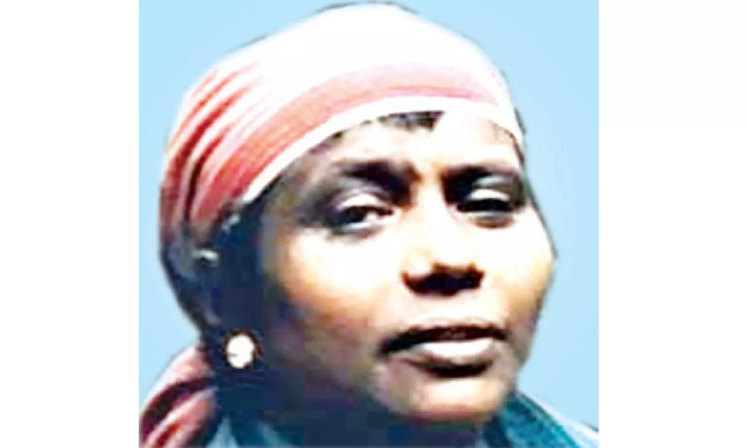 മരക്കൊമ്പ് തലയിൽ വീണു തൊഴിലാളി സ്ത്രീ മരിച്ചു