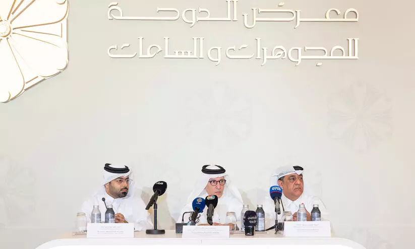 കാണാം, കമനീയ ആഭരണശേഖരം... കാണാം, കമനീയ ആഭരണശേഖരം...