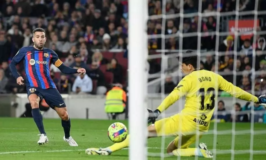 കെസ്സിയുടെ മാസ് പാസ്, ഗോളും അസിസ്റ്റുമായി റഫീഞ്ഞ, ആൽബ- ലാ ലിഗയിൽ എതിരാളികളില്ലാതെ ബാഴ്സയുടെ വാഴ്ച